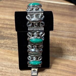 Taxco Sterling silver & green stone bracelet